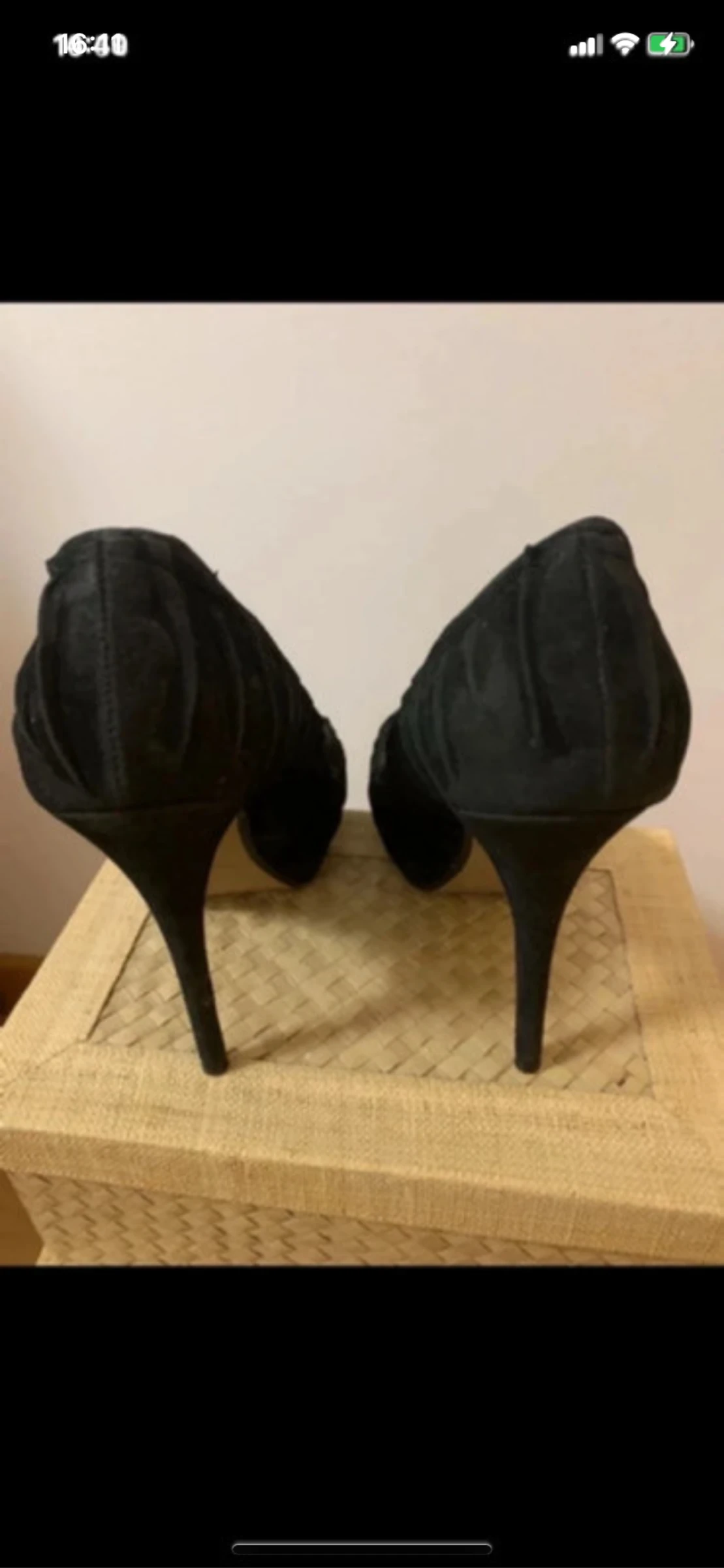 High heel shoe – photo 6